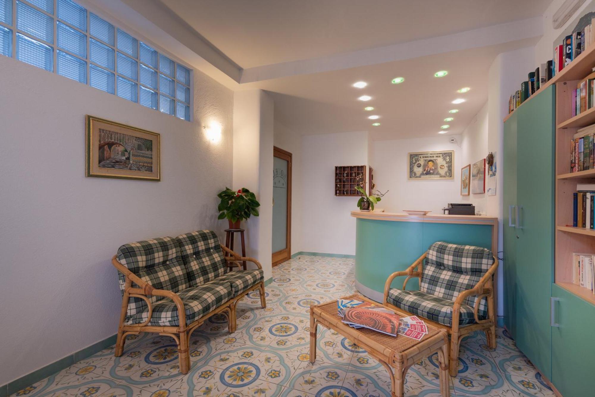 Hotel Villa Sirena Sant'Angelo  ภายนอก รูปภาพ