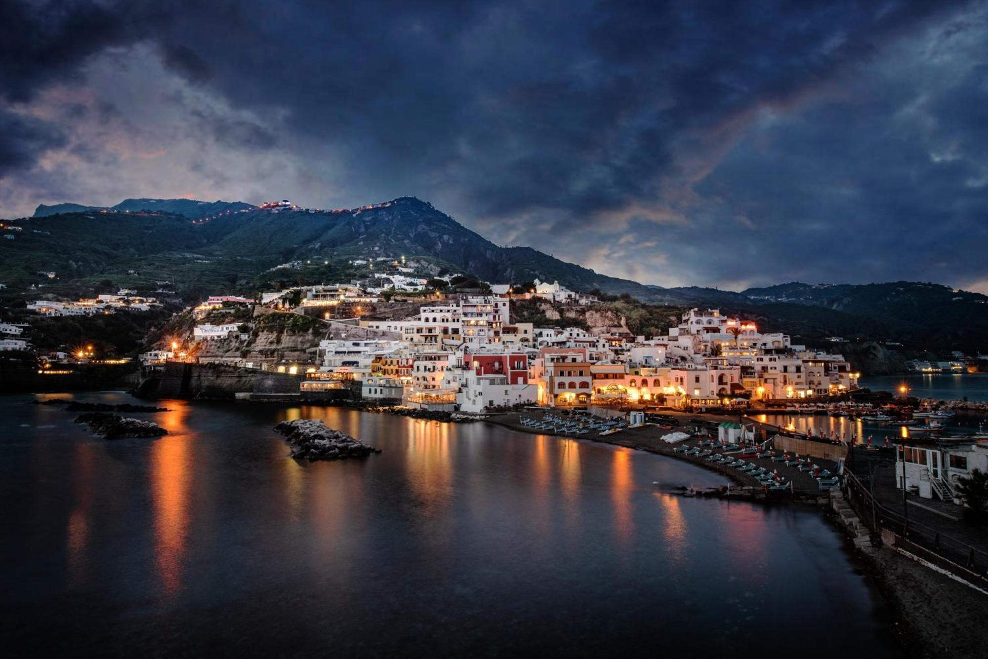Hotel Villa Sirena Sant'Angelo  ภายนอก รูปภาพ