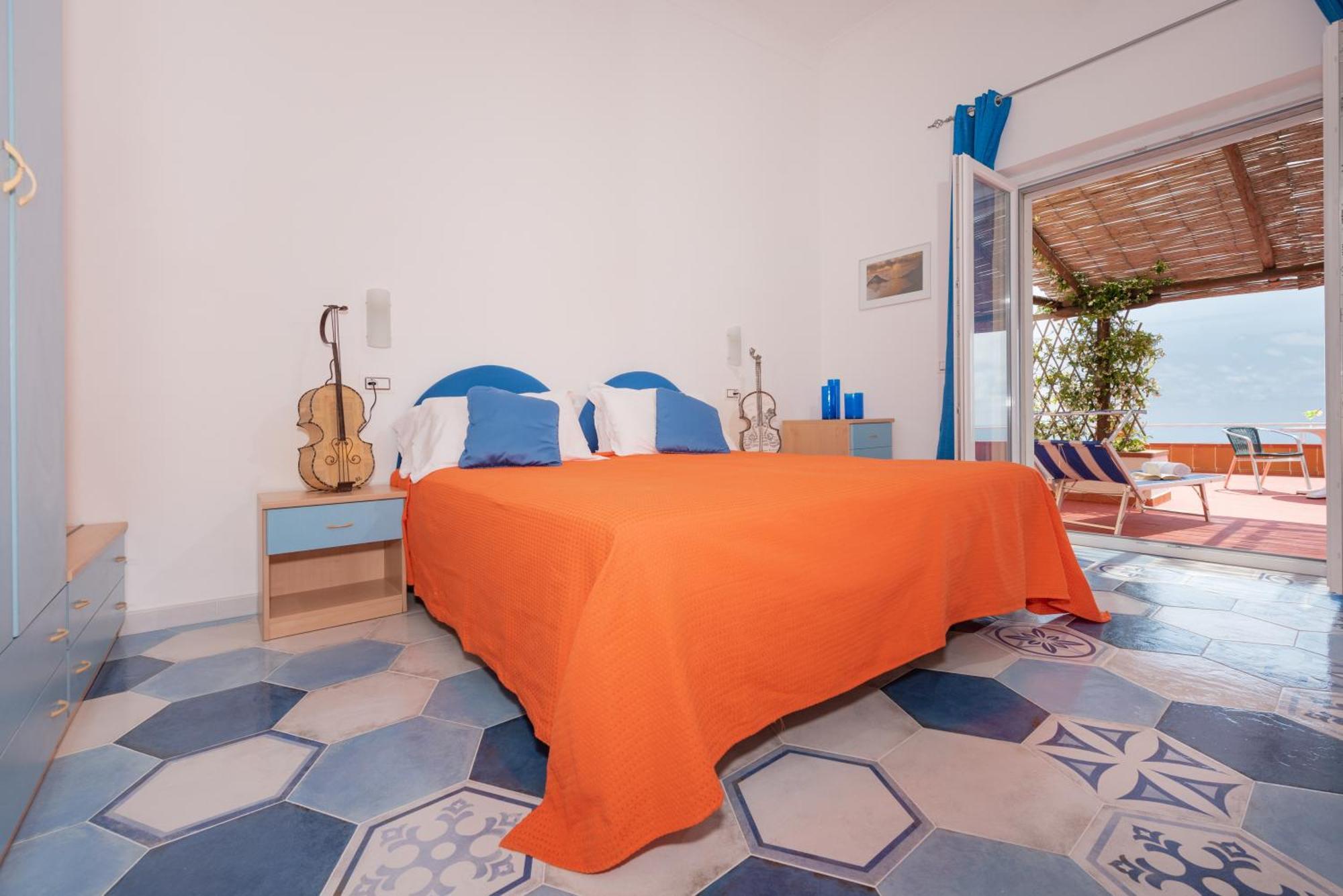 Hotel Villa Sirena Sant'Angelo  ภายนอก รูปภาพ